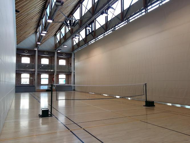 Centro Deportivo Municipal Daoiz Y Velarde 1