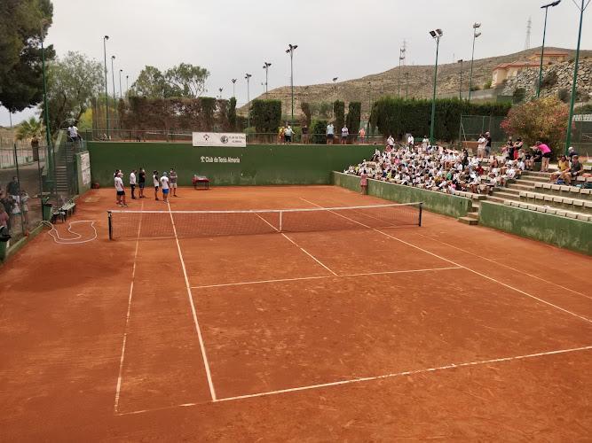 Negocio Club De Tenis Almería