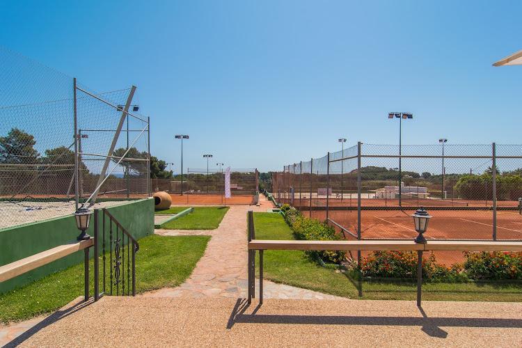 Negocio Club Na Taconera Sport & Relax