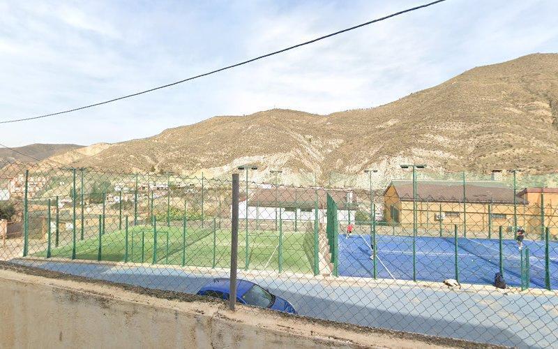 Pistas De Padel De Pinos Genil